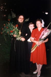Татьяна Ивановна Реморова с сыном Иваном на 55-летии брата протоиерея Александра Пивоварова
