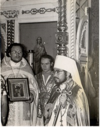 Высокопреосвященнейший Феодосий, Митрополит Токийский и всея Японии, в Вознесенском соборе. Новосибирск, 1974 год