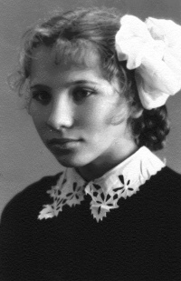 Пивоварова Елена