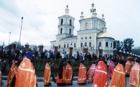 На встрече мощей св. вмч. Елизаветы и мчц. Варвары. Новокузнецк, 2005 год