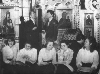 На видеозаписи в 1991 году